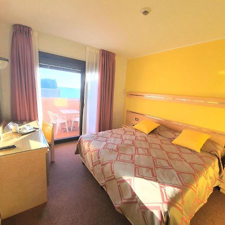 Hotel Antares Grado Exterior photo