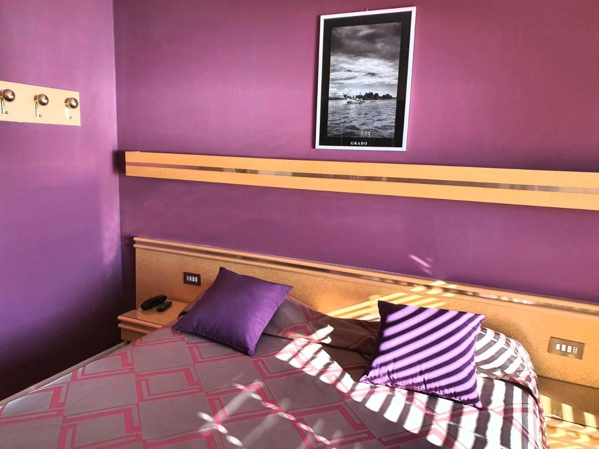 Hotel Antares Grado Exterior photo