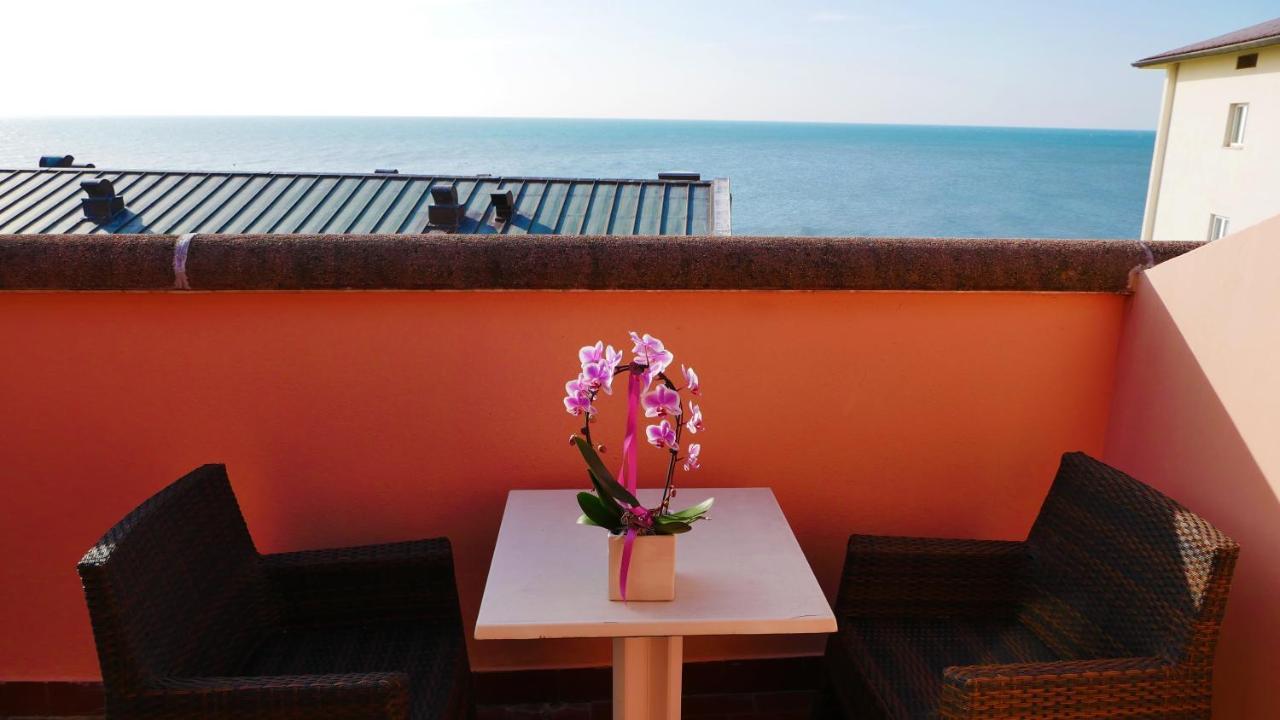 Hotel Antares Grado Exterior photo